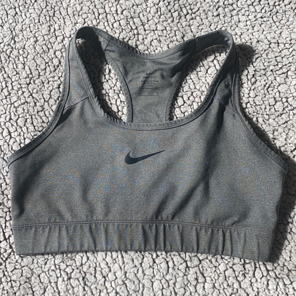 Nike dry-fit sports bra